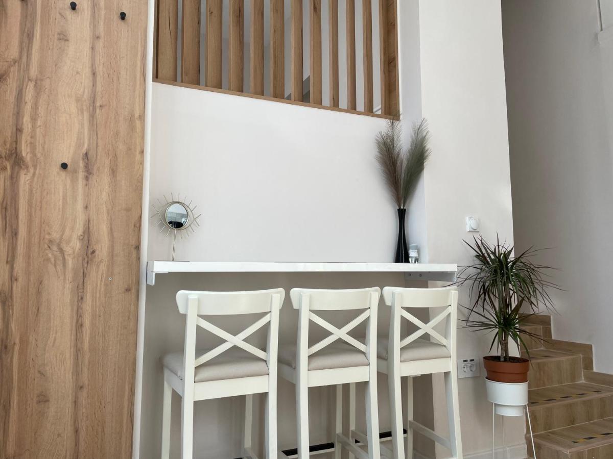 Apartments Tema Sombor Luaran gambar