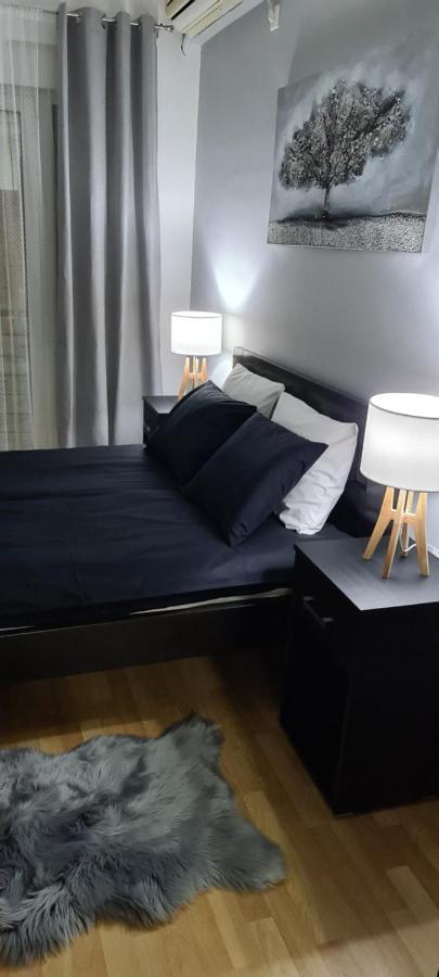 Apartments Tema Sombor Luaran gambar