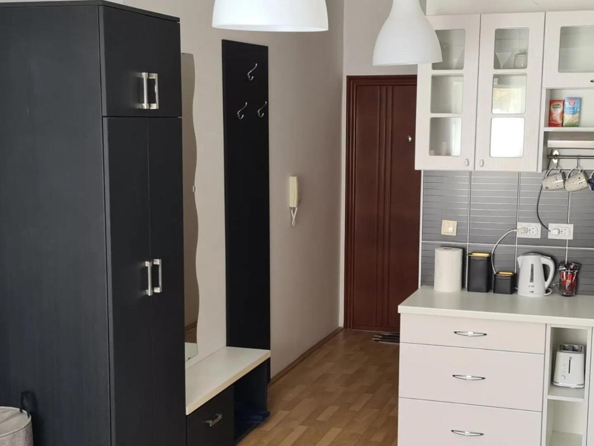 Apartments Tema Sombor Luaran gambar