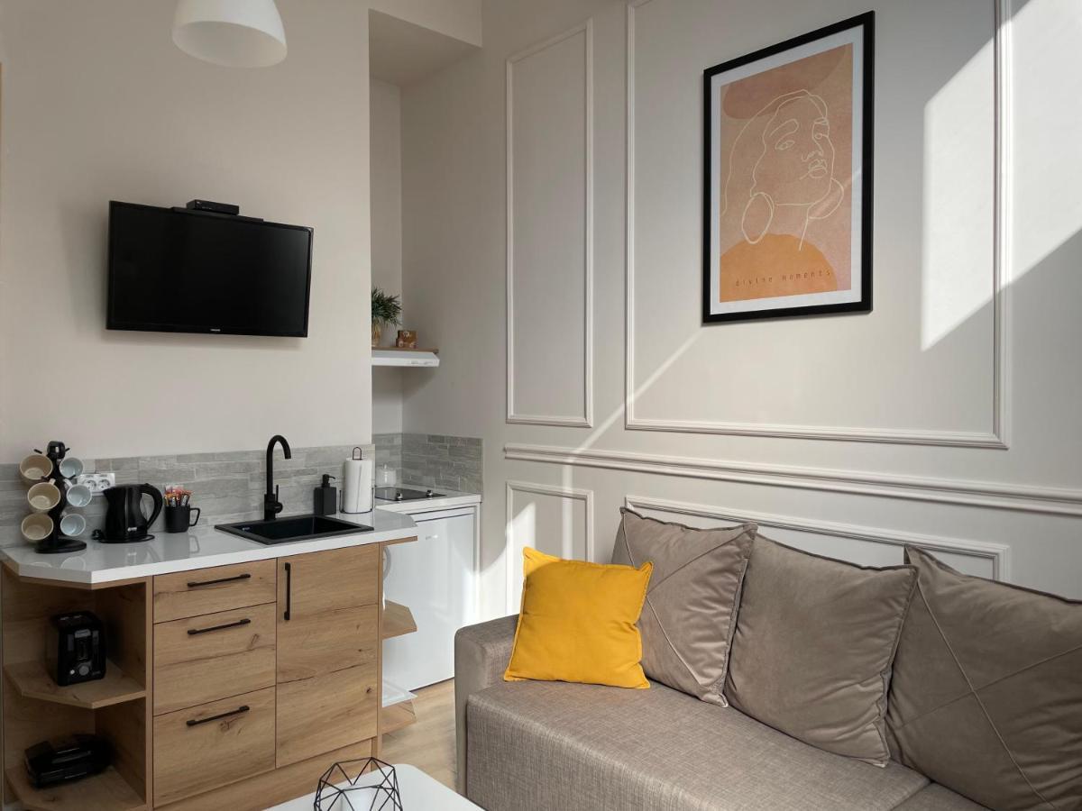 Apartments Tema Sombor Luaran gambar